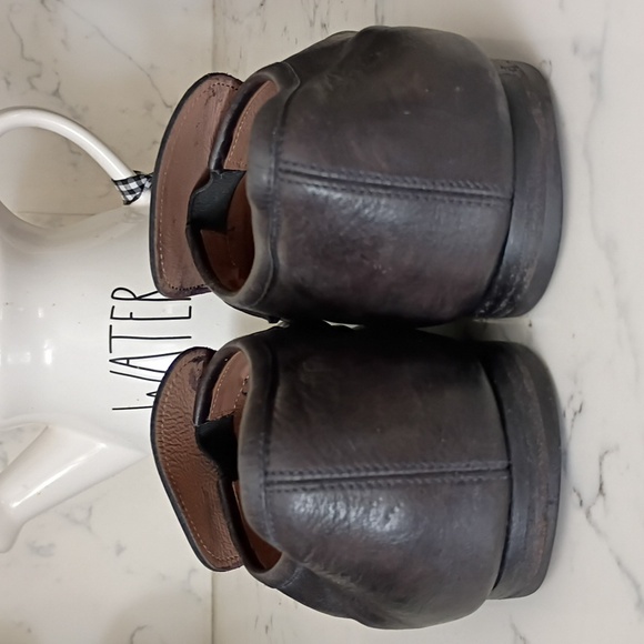 Salvatore Ferragamo Black Leather Slip-On Loafers - Picture 5 of 12